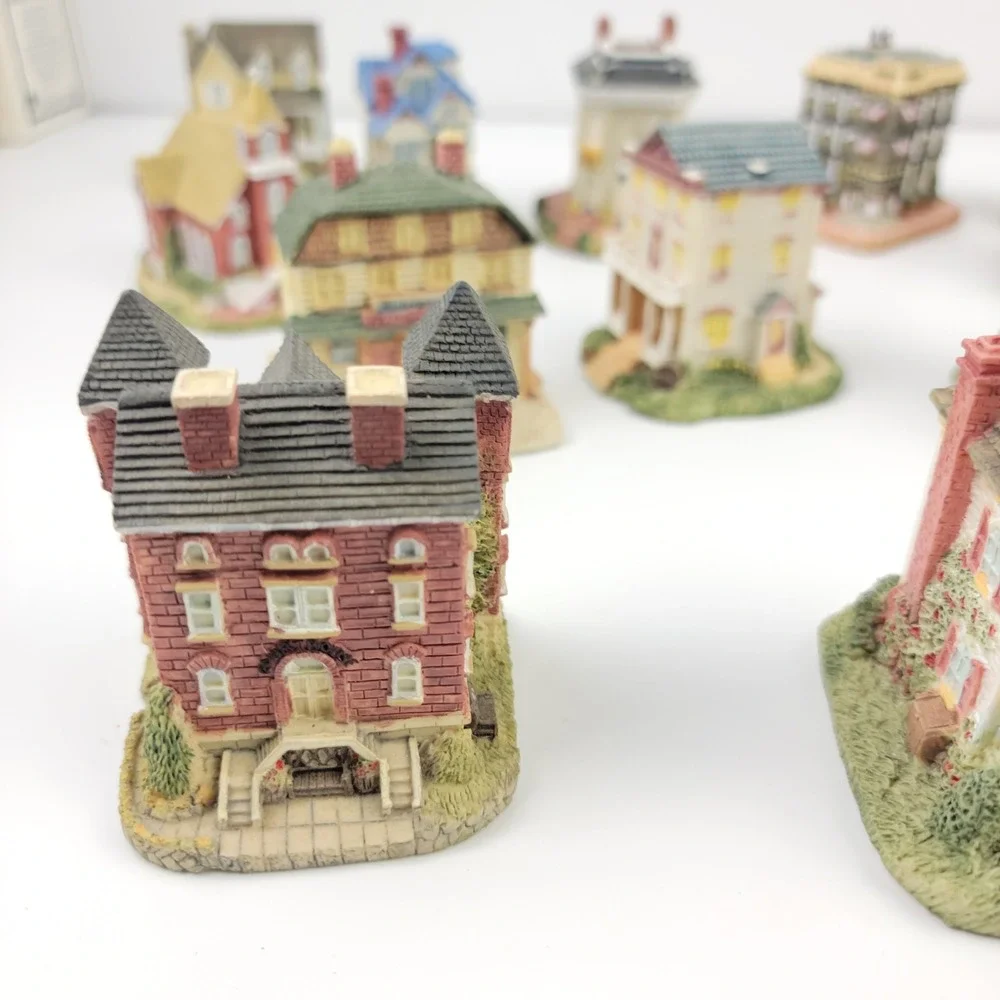 Liberty Falls Americana Collection Lot of 18 Miniature Village Buildings Boxed
